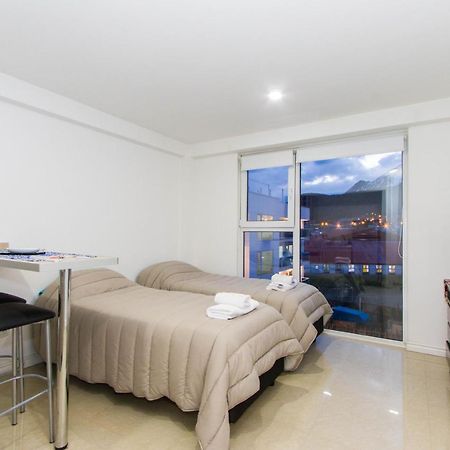Marinas Tower Apartment อูซัวยา ภายนอก รูปภาพ
