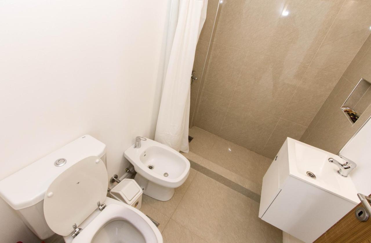 Marinas Tower Apartment อูซัวยา ภายนอก รูปภาพ